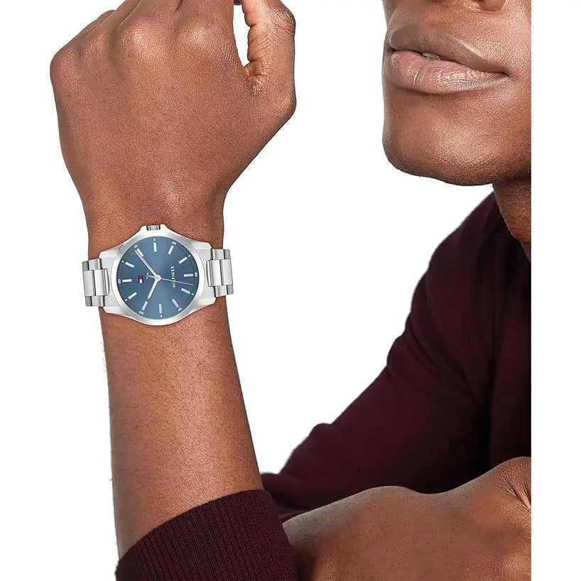 Tommy Hilfiger Bruce Men’s Blue Dial Stainless Steel Bracelet Watch 1710670